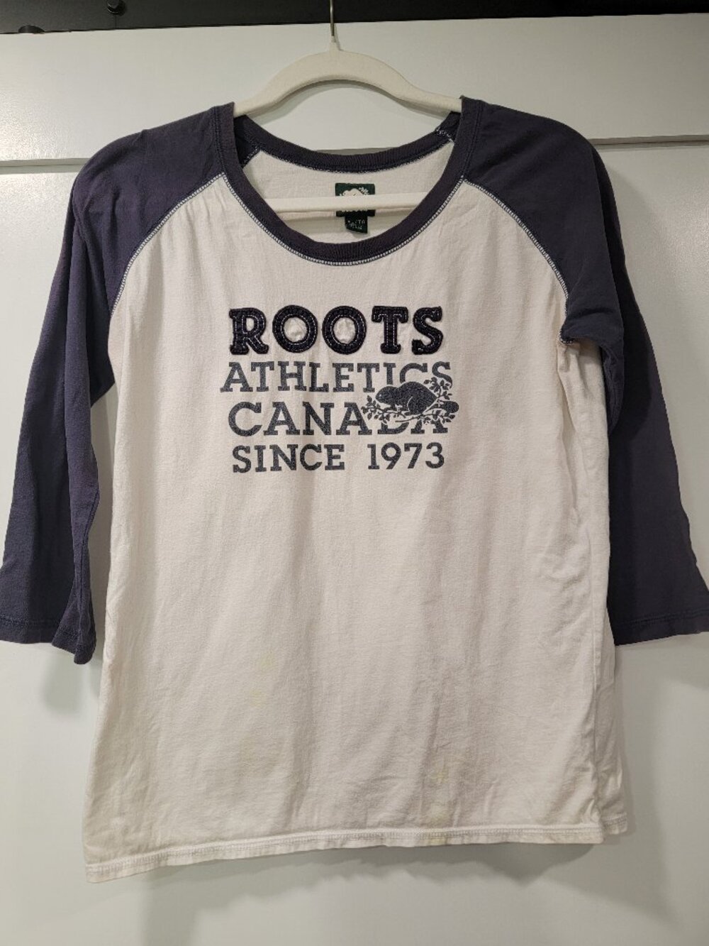 Well Worn Vintage ROOTS Baseball Style Tee Size XL Misses